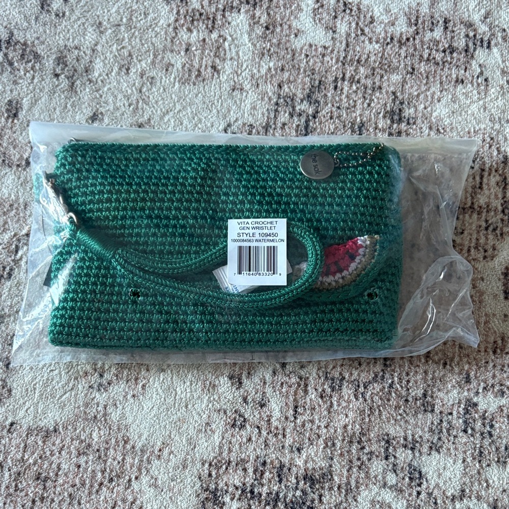 The Sak Vita Wristlet Purse Green Crochet Watermelon Clutch